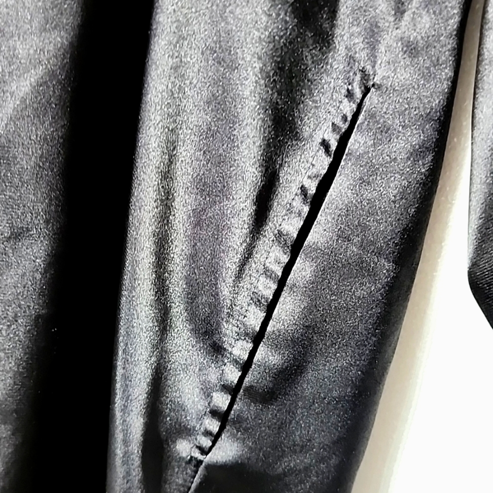Thalia Sodi elegant Black Robe. Size XXL. - Picture 5 of 12
